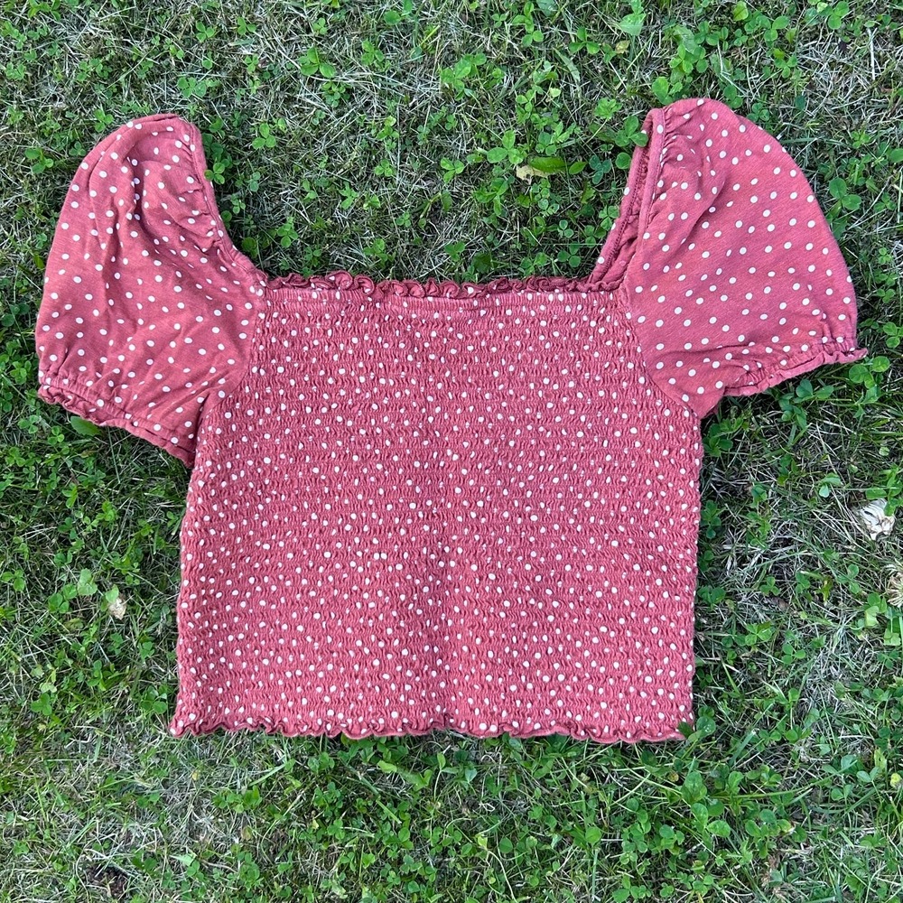 American Eagle Crop Top Polka Dot Smocked Puff Sleeve Ruffle Boho Brown White